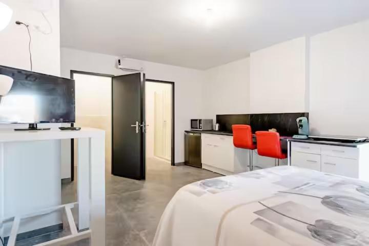 Studio De L'Avance 28M2 Fourques-sur-Garonne Luaran gambar